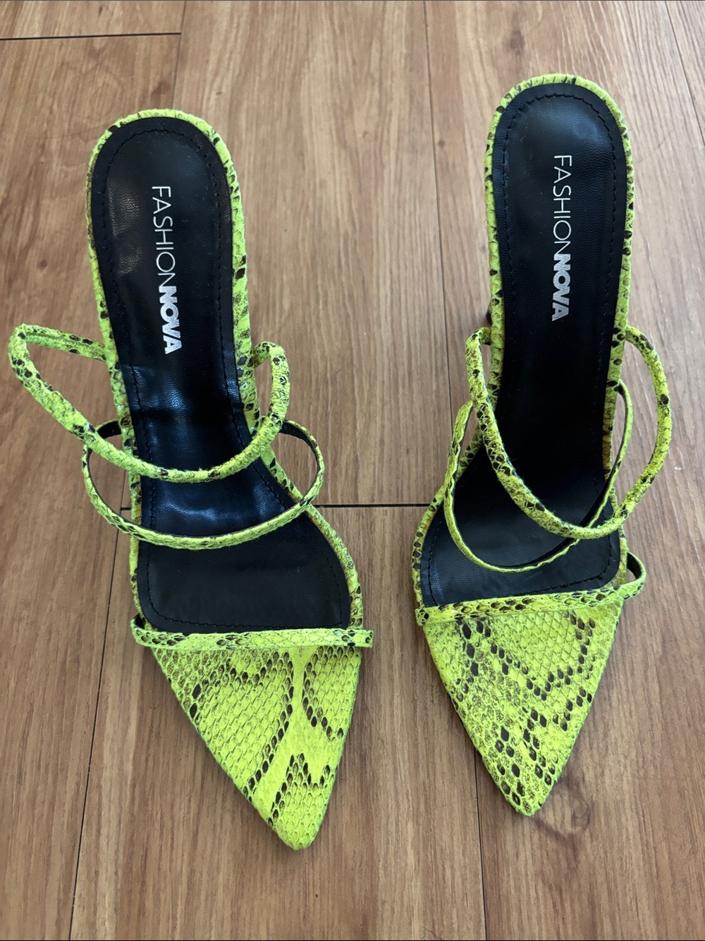 Fashion Nova Neon Yellow-Green Snake Print Strappy Pointed Heels